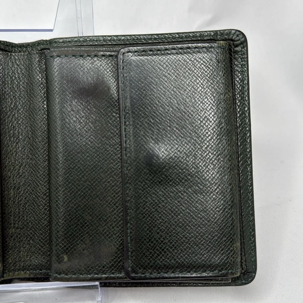 Louis Vuitton Green Taiga Leather Bi-Fold Wallet | Men’s | Pre-Owned |